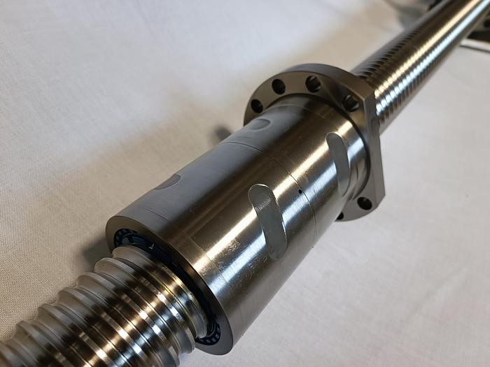 Sychronmotor mit Kugelgewindetrieb, MDD115C-N-015-N2M-130GB0, Rexroth, neuwertig