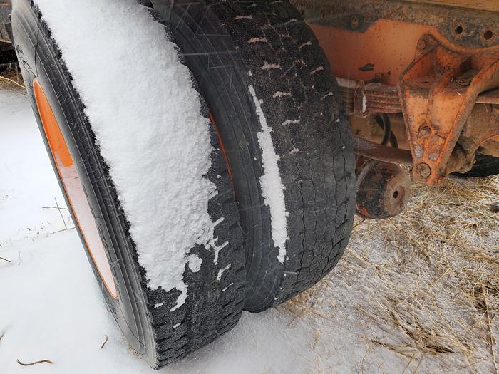 Used 1994 International 8200 SA Truck