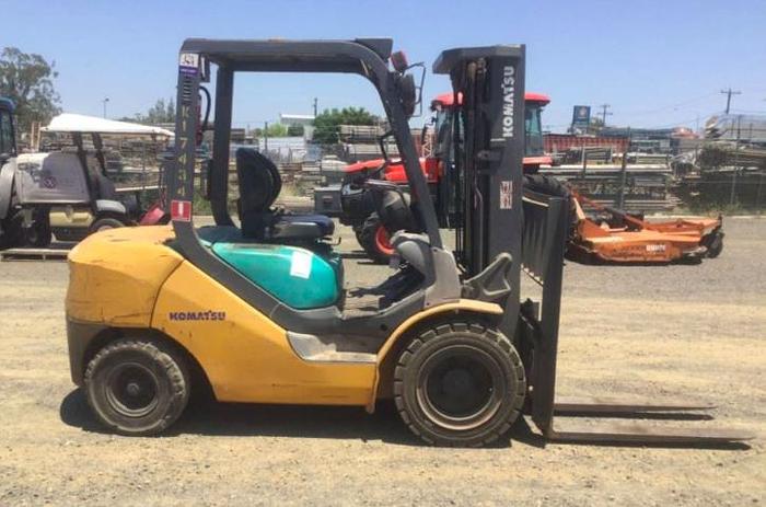 Used Komatsu FD 30T -16