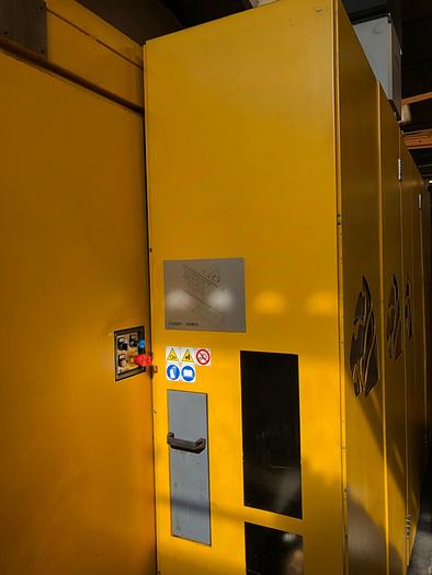 Utilisé Centre d'usinage MANDELLI