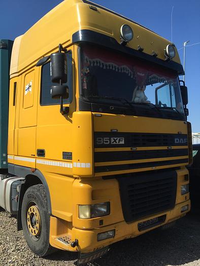 2002 DAF 95.430 XF 6x2 EURO 3 MANUAL