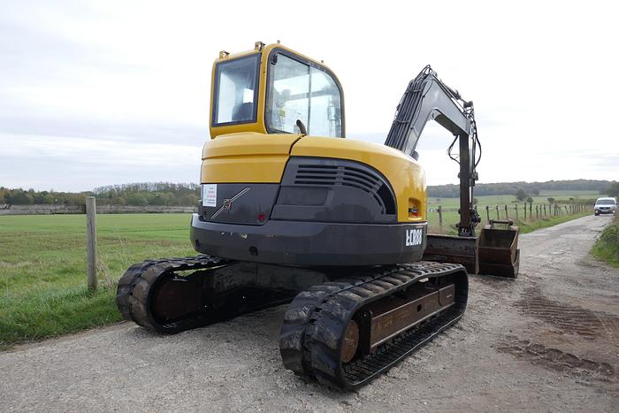Used 2006 VOLVO ECR88