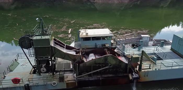 Used 1998 Bagema catamaran Suction excavator