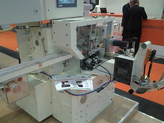 Used Sapal Bi-b neapolitan wrapper with Stack label