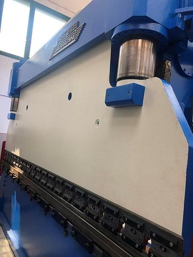 Usato PIEGATRICE GASPARINI IDRAULICA 4000X250 TON