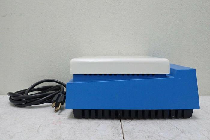 Used Fisher Scientific Model 220T 14-493-220T Thermix Stirrer