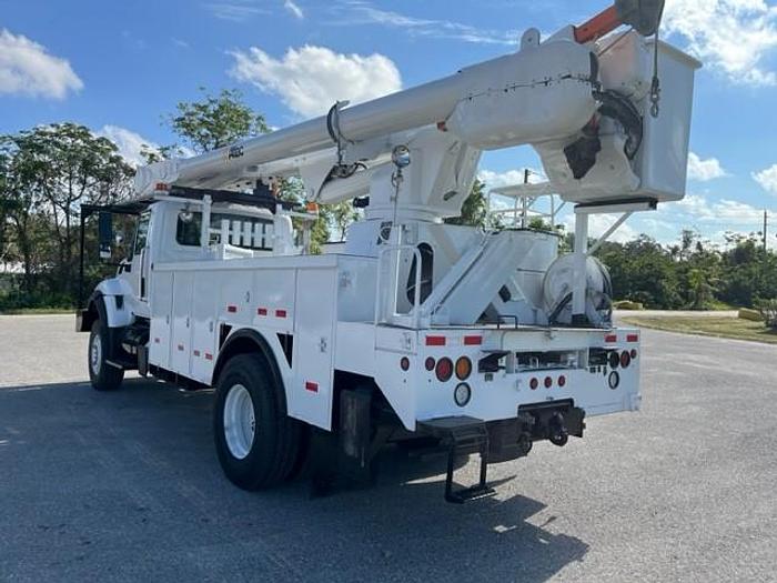 Used Altec AM55-E 60ft Over-Center Bucket Boom on 2009 International 7400 4x4 Utility Truck - C96023