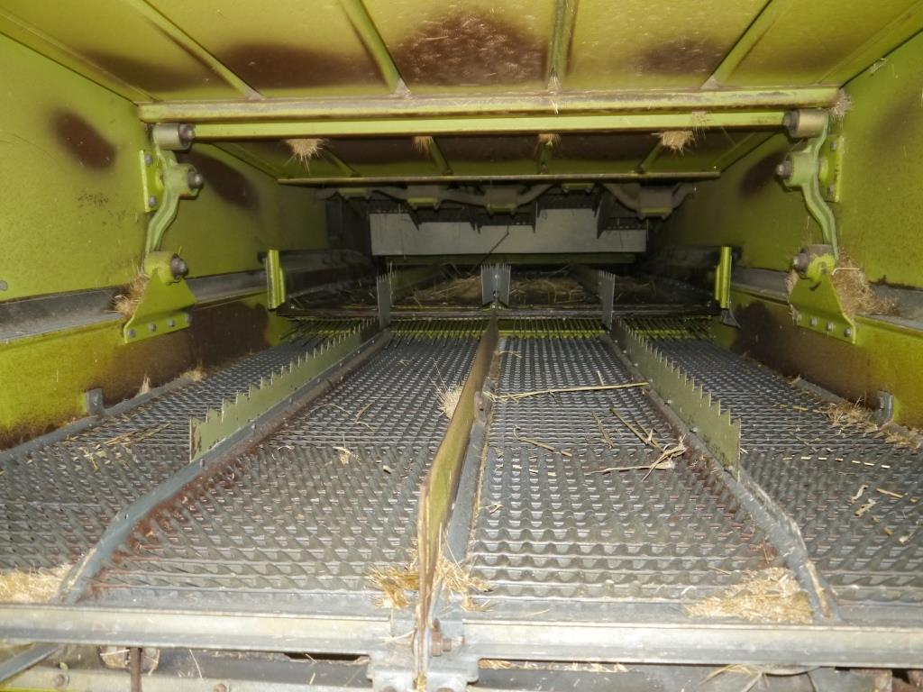 Used Claas Dominator 98 Maxi Combine Harvester