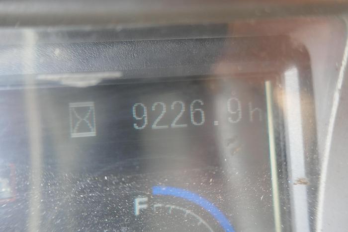 Used 2012 HITACHI ZX135US-3