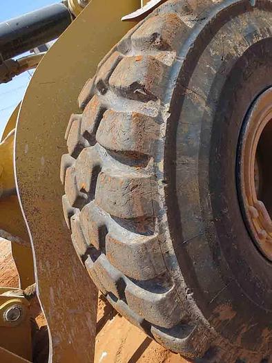 Used 2015 CATERPILLAR 966M