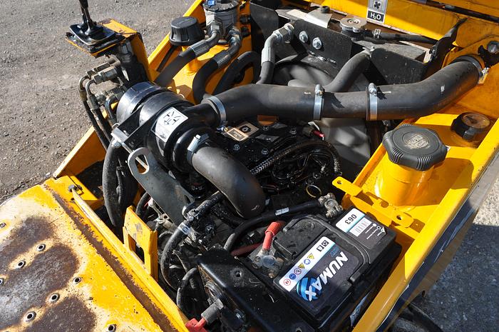 Used 2015 THWAITES 1 TONNE