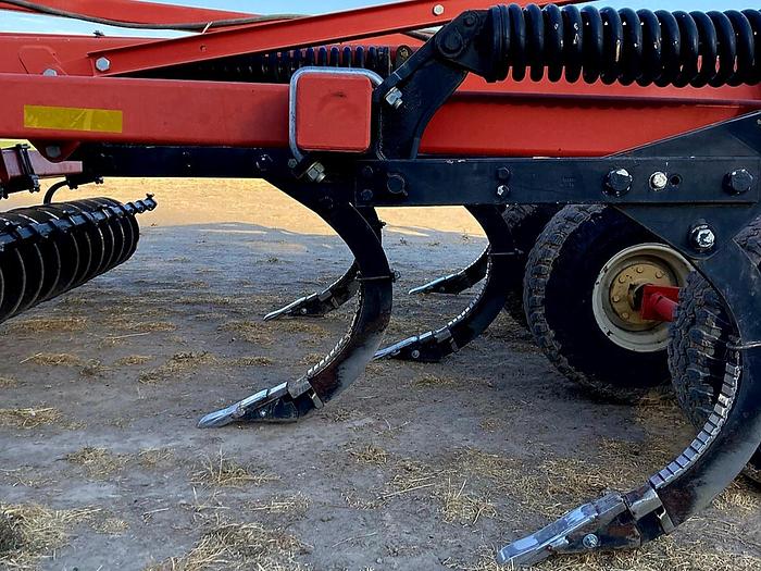 Used 15' Krause Dominator 4850 Disk Ripper - 9 Shank