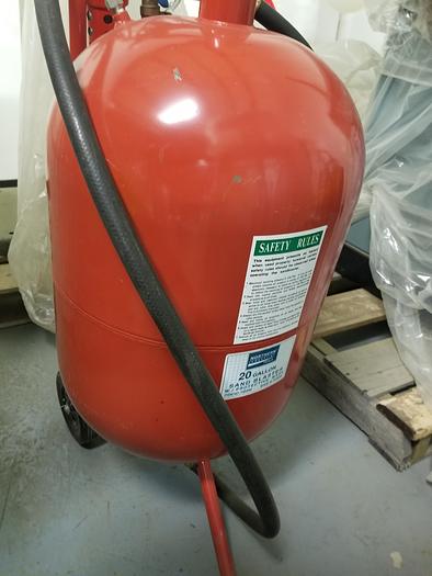 Used Northern Industrial Tools 20-Gal. Sand Blaster