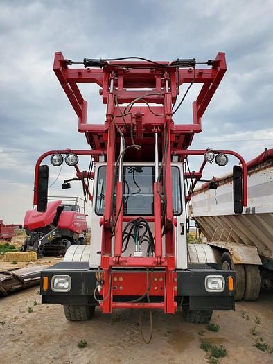 Used 2004 Stinger 4400 Bale Stacker
