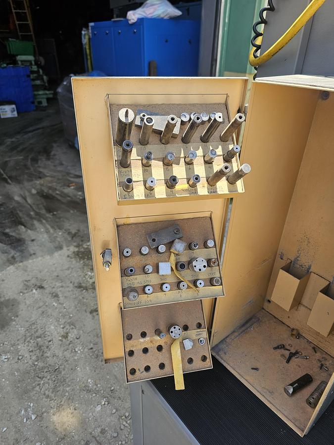 Used Haeger 618-1L Hydraulic Fastener 6-Ton Insertion Press, 18" Throat, Includes Various Tooling