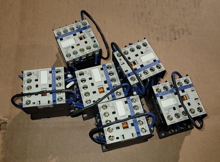 Used Telemecanique CA3KN22BD Control Realy Contactor 4 Pole 24VDC Coil 10A