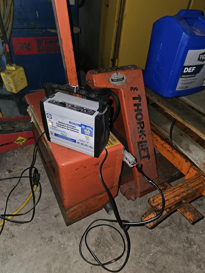 Used 2200# Interthor Thork-Lift EHL 1000/2 Electric High Lift Pallet Jack, 31" Lift Height