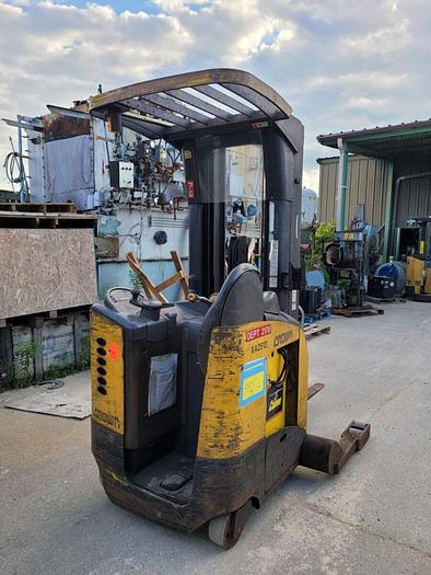 Used Crown RR 5000 Series Electric Reach Truck 4,500 lb Capacity 42” Forks Sideshift