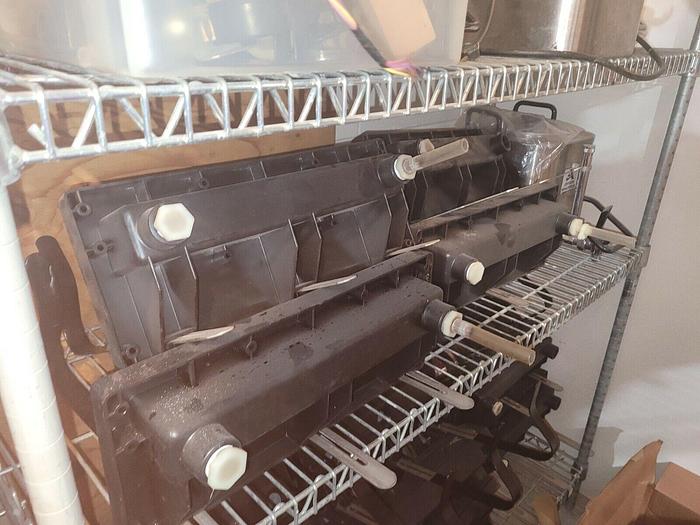 Used Berg Laser 1600 Monitored Drink/Liquor Dispensing System 2x Guns & ECUs