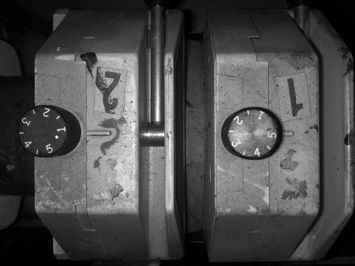 Used 2x Masterflex Easy-Load Peristaltic Pump Model #: 900-1079 mounted on cart