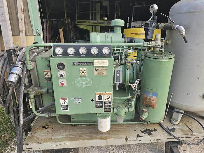 Used 40 Hp Sullair 10B-40H Portable Cart Mounted Rotary Screw Air Compressor