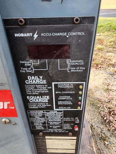 Used Hobart Accu-Charger 600B1-12 Industrial 24 Volt Battery Charger 