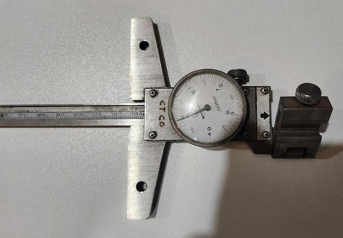Used Mitutoyo 130MM Caliper Depth Gage 0.05 mm Graduation