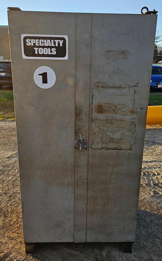 Used Heavy Duty 38" x 24" x 71" T Steel Storage Cabinet, 5 Shelves & Door Storage