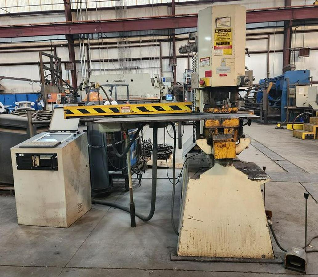 Used Geka Hydracrop 110/SD Dual Cylinder Hydraulic Ironworker 120 Ton Capacity