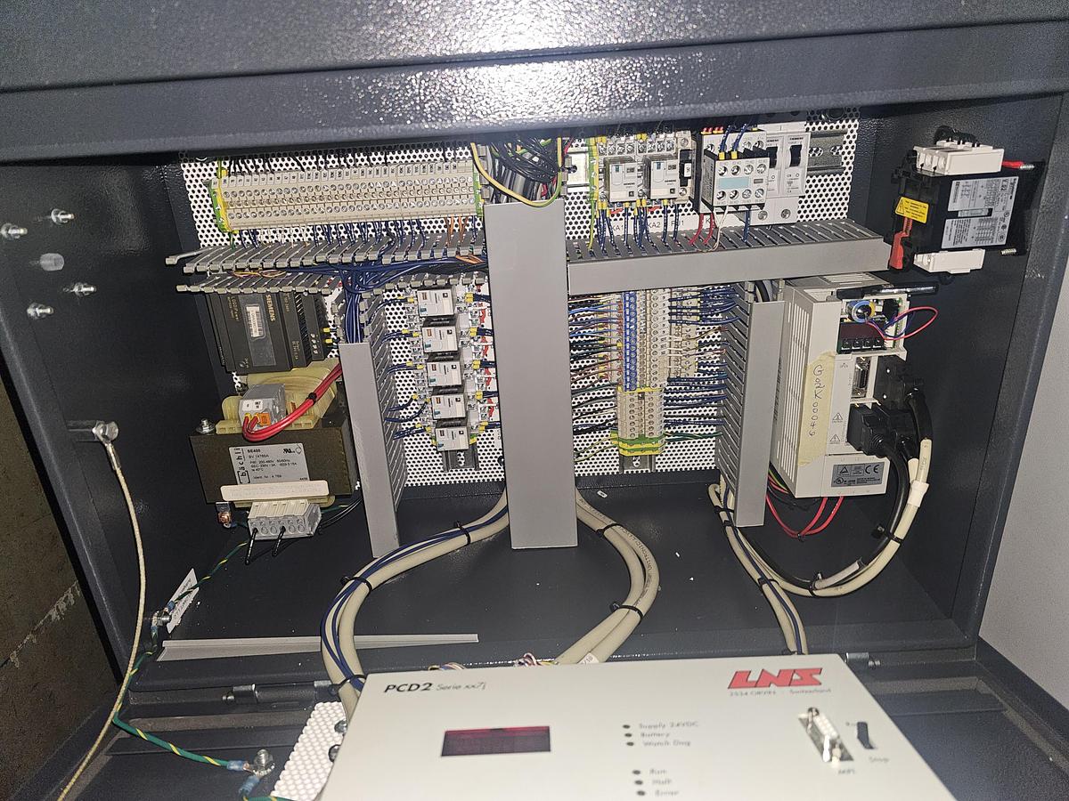 Used LNS Quick Load Servo S3 Magazine Style Barfeeder 5' Bar Capacity 4.75"