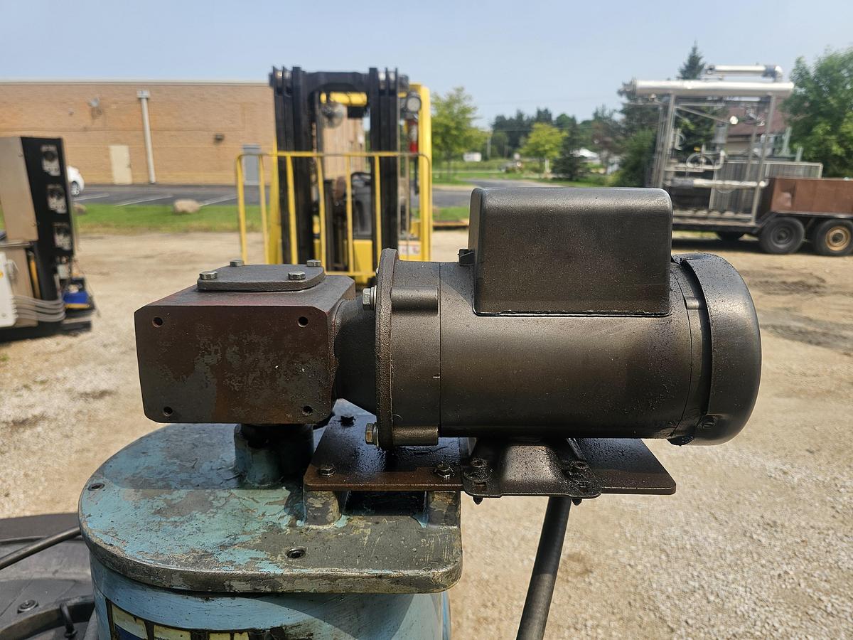 Used 24" Lapmaster Model 24 Flat Lapping Machine, (3) Conditioning Rings, S/N 25473