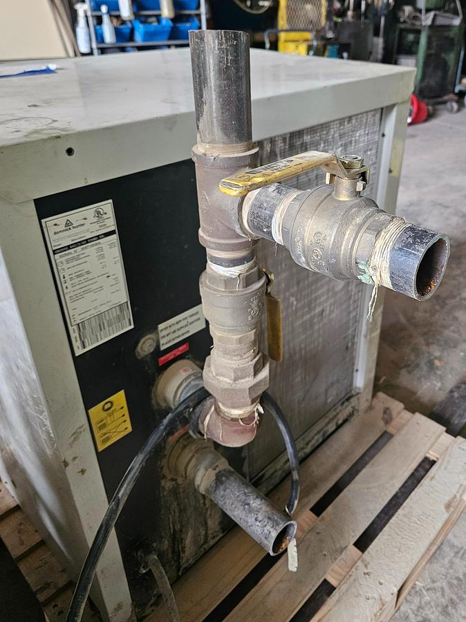 Used 2006 Domnick Hunter CRD500 Refrigerated Compressed Air Dryer | 300 SCFM 