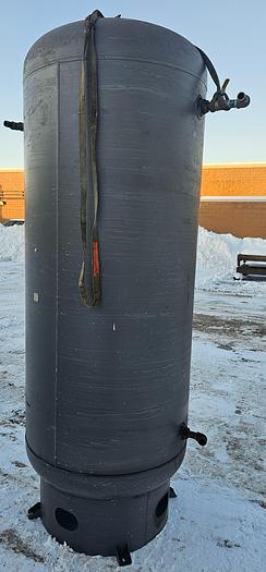 Used 2018 Manchester 400 Gallon Vertical Air Tank 165 Psi @ 400*F 