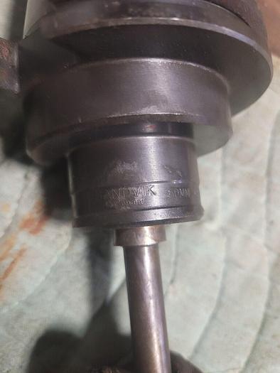 Used Sandvik Coromant #2 Morse Taper CAT50 End Mill Holder 50MM-VF-2MT & Boring Shank