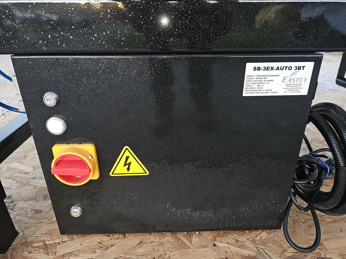 3" Eastey Packaging Systems SB-3EX-Auto 3BT Uniform Case Taper