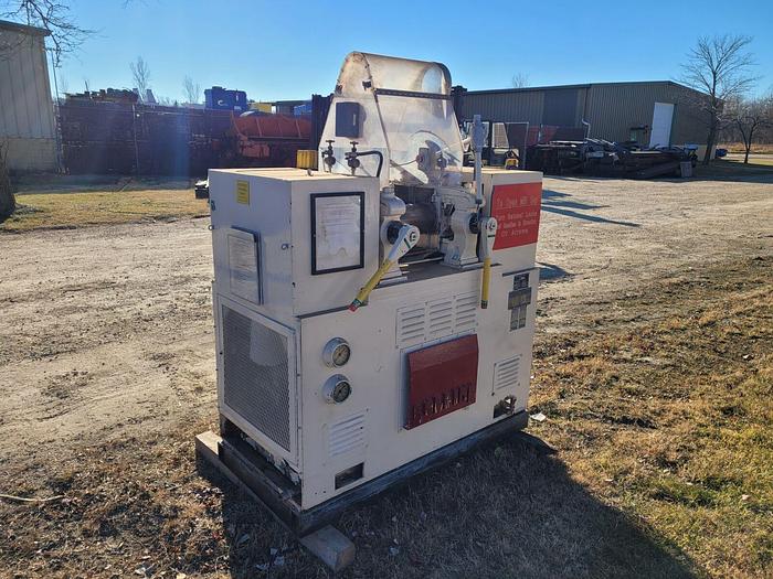 Used Stewart Bolling 2 Roll Rubber Mill w/Steam heated chrome rolls 6″ dia x 13″ long