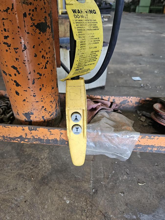 Used 1 Ton Budgit BEHC0108 Electric Chain Hoist, 8 FPM Pendant Control & Trolley 10' Lift