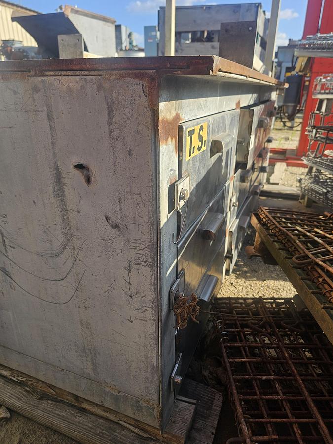 Used 8' Long x 3' Dp x 3' Tall x 1" Steel Top w/12x Drawer Base Welding Table