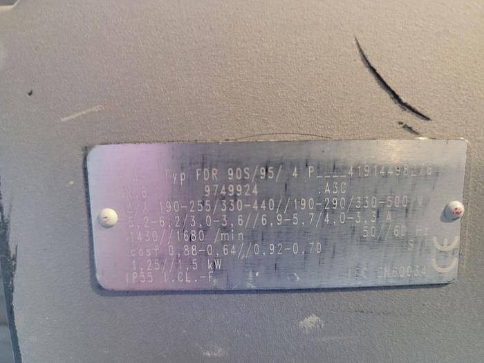 Used Certex/Aero-Lift 4000/4L Cup Vacuum Sheet Lifter w/4 Ton Capacity & 5 Ton Bar