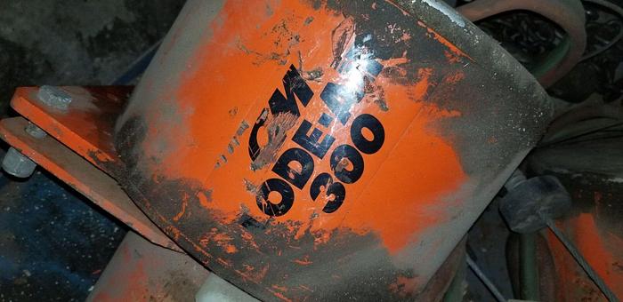 Used CM Hoist Cable Air Load Balancer Model #: LODE-AIR 300, 100 PSI