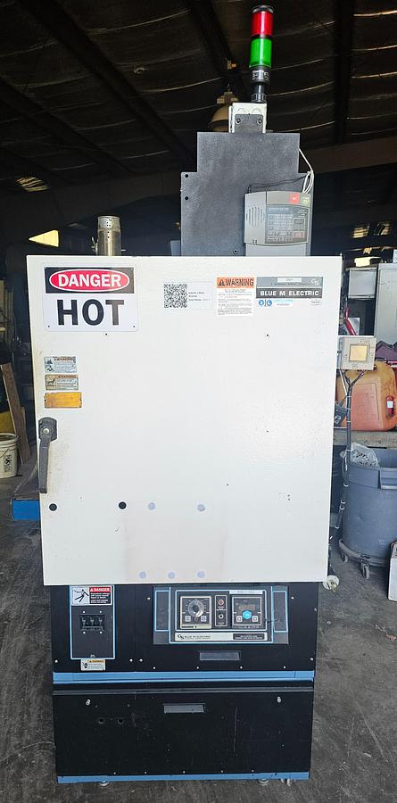 Used Blue M Model CC-04 Mechanical Convection Industrial Oven – 2011 – Programmable Profile V