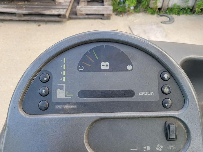 Used Crown RR 5000 Series Electric Reach Truck 4,500 lb Capacity 42” Forks Sideshift