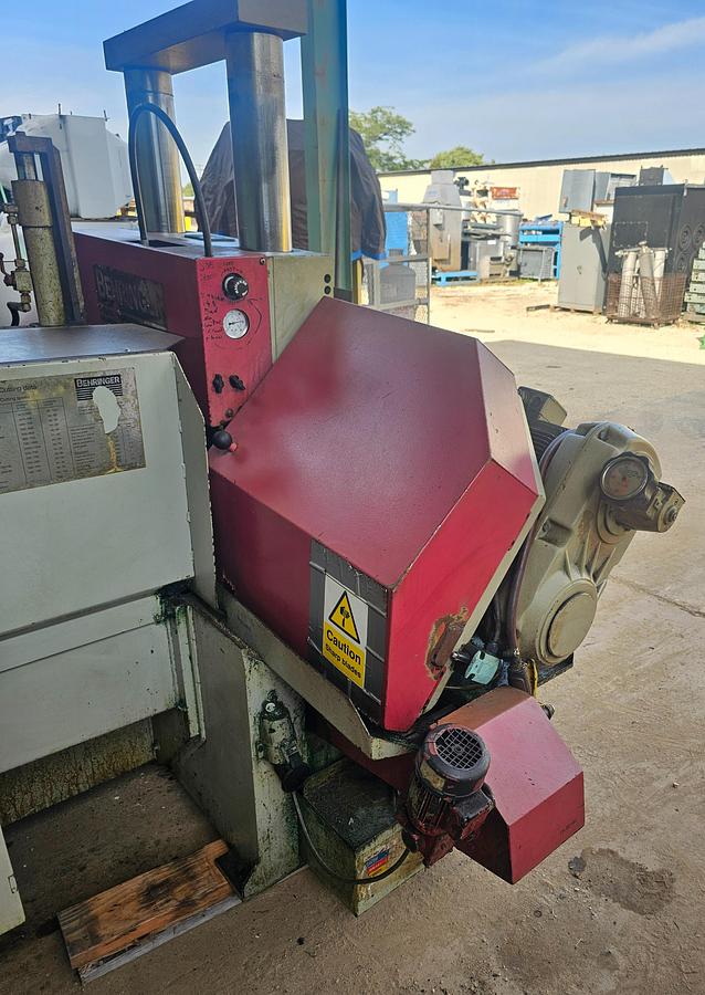 Used 11.8" x 11.8" Behringer HBP303A Automatic Twin Column Horizontal Bandsaw