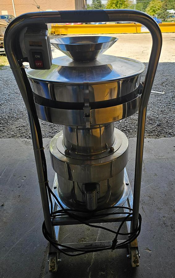 Used CE International LS-450-SA-NW Portable Vibratory Separation System