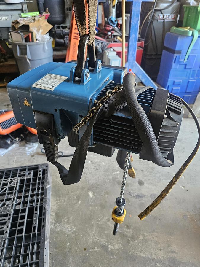 Used 1100# Demag DC-COM 5 500 1/1 H5 Overhead Electric Chain Hoist & Parts Hoist 
