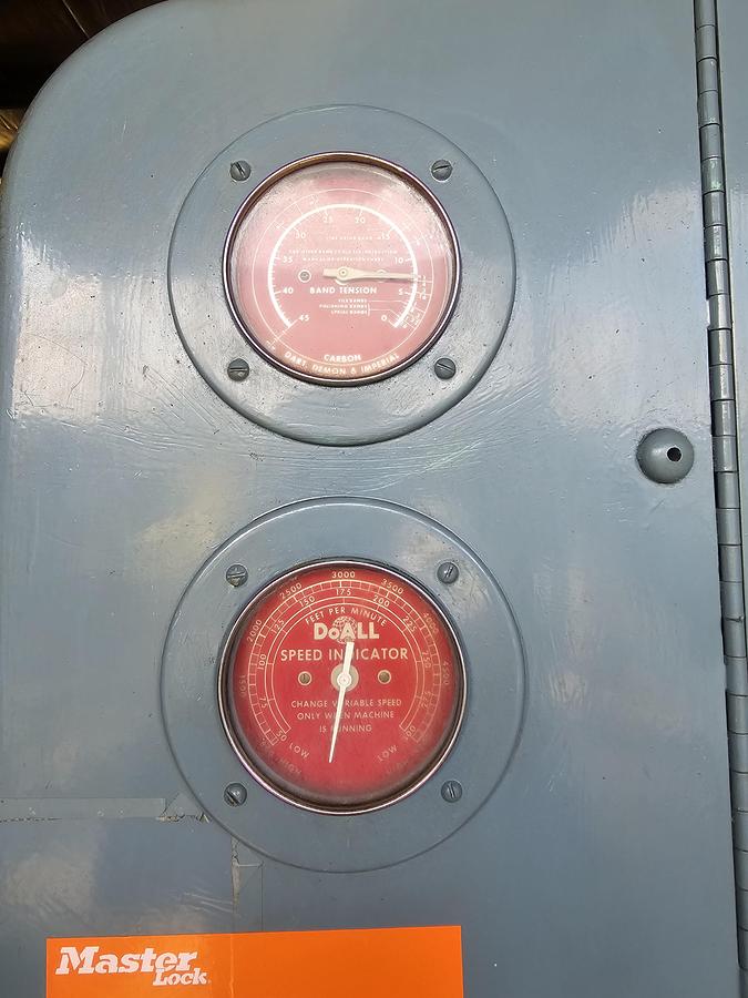 Used Doall 1612-1 Contourmatic 16" Vertical Bandsaw & DBW-15 Blade Welder, 24" x 24" Table 