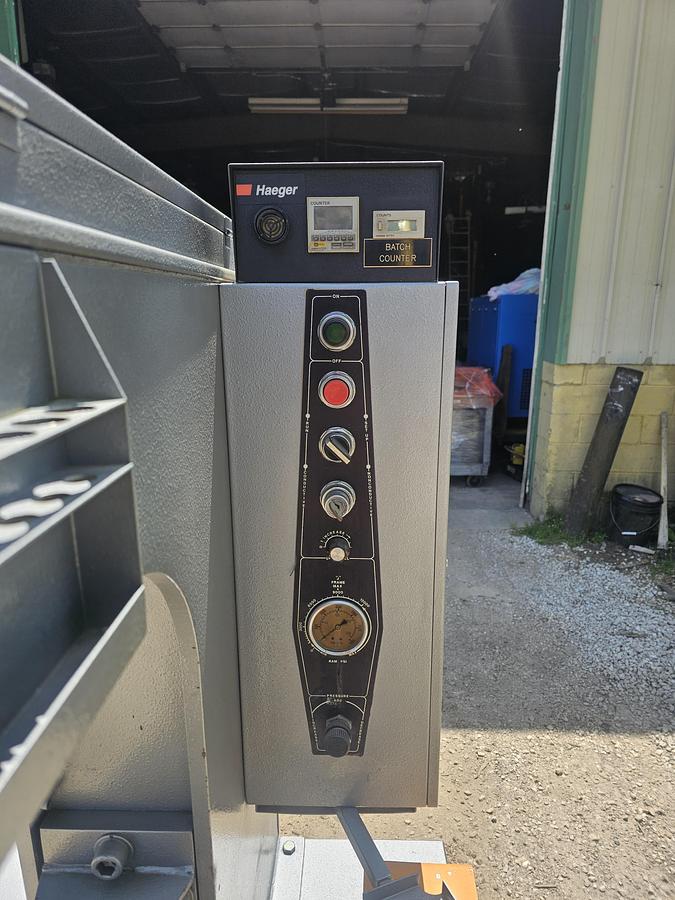 Used Haeger HP6-B Fastener Insertion Press | 18" Throat | AB-08R Autofeed | Production Speed