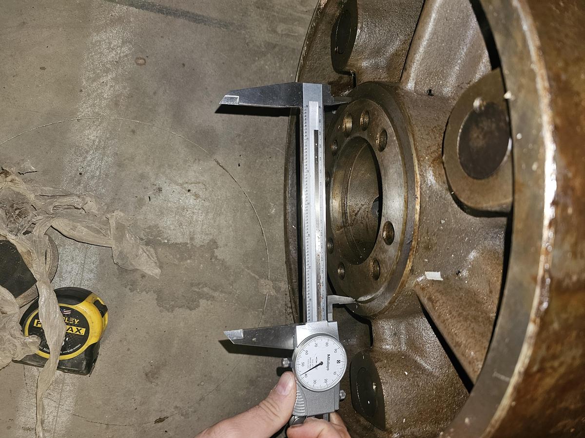 Used 16'' 4-JAW LATHE CHUCK w/CAM LOCK DESIGN, 4'' THRU-HOLE, 4" THICK, FLAT BACK MNT