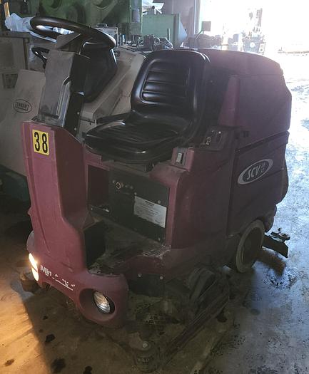 Used Minuteman 36V Electric Battery Operated Ride-On Floor Scrubber #SCV-28/32