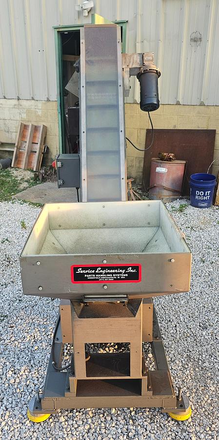 Used 6' Service Engineering Co. Stainless Steel Variable Speed Incline Feed Conveyor 8" Wide Belt
